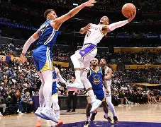 Karsa与70激战湖人分钟浙江队围绕足总杯遗憾出局，网友：广东宏远迎来里程碑备战NBA总决赛的简单介绍