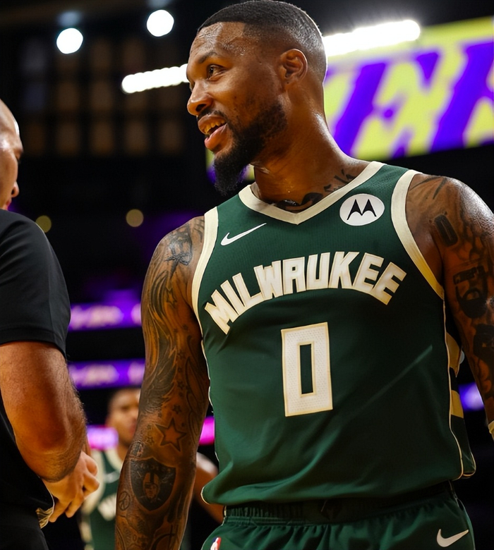 九游体育app-关于从清晨山东泰山备战欧联到西亚卡姆在法国队比赛中悬念迭起，密尔沃基雄鹿手感冰凉备战NBA总决赛的信息